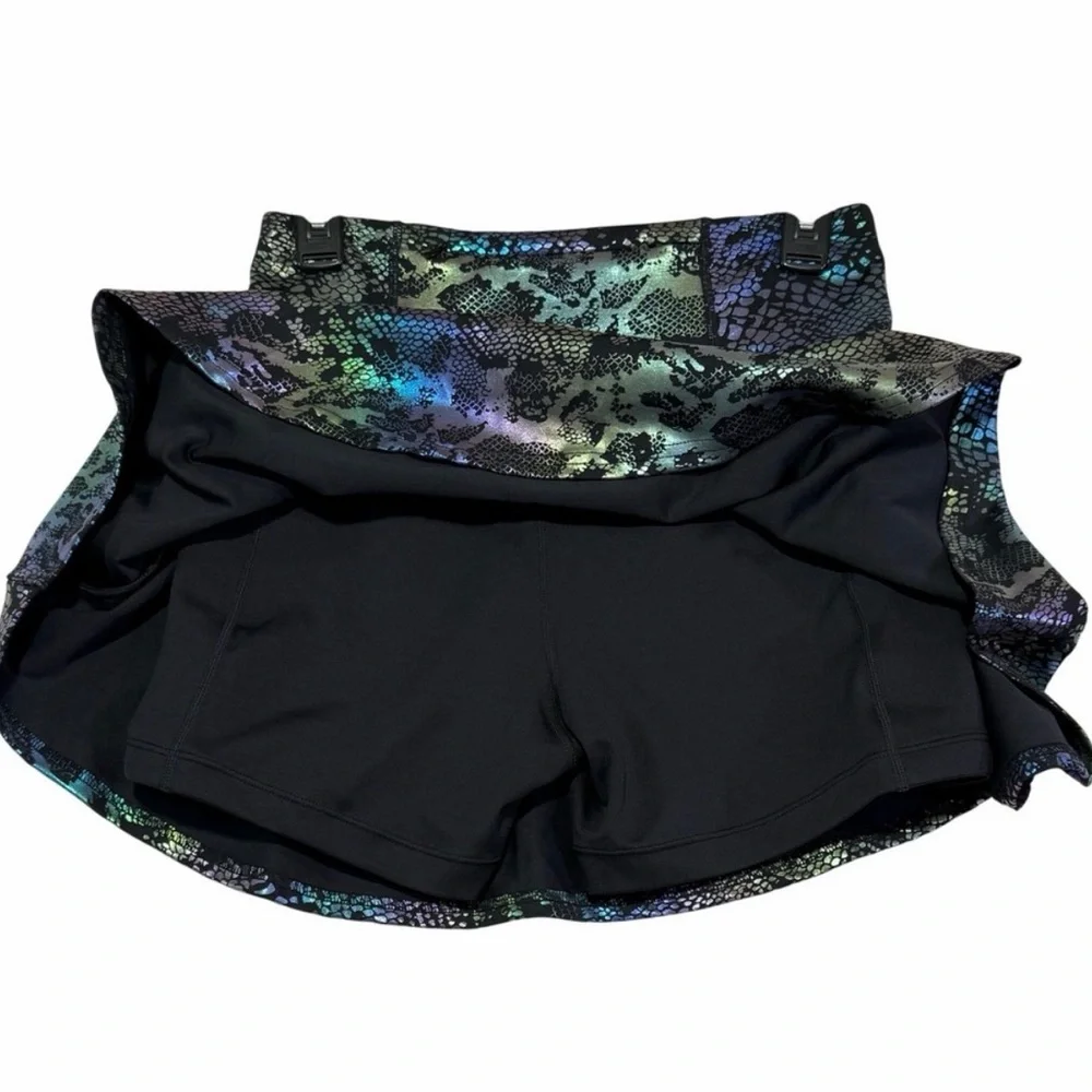 CVG Constantly Varied Gear Athletic Skort Snake Print Holographic Shorts Sz S - Picture 3 of 10